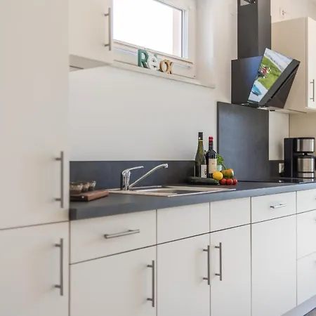 Neu!!! Ferienhaus-see-sauna-kamin-5 Sterne-102m² Casa vacanze *